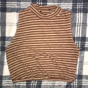 Sleeveless striped cuffed crop top